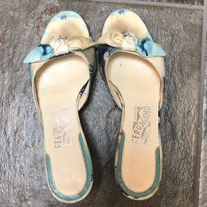 Ferragamo flower sandal